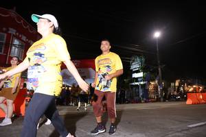 BIB: 977
                            <button type="button" onclick="openModal(26261785)" class="btn btn-primary btn-sm float-right btn-popup" data-toggle="modal" data-target=".modal-high-quality">
                        <i class="fas fa-shopping-cart"></i> Add to Cart
                    </button>
                                            <button type="button" onclick="isThisMe(26261785, true)" class="btn btn-success btn-sm float-right btn-popup btn-isme hidden" data-toggle="tooltip" data-placement="bottom" title="นี่คือรูปของคุณใช่ไหม คลิกที่นี่เพื่อเอาเข้าอัลบั้ม">
                        <i class="fas fa-plus"></i> Add to album
                    </button>
                    <button type="button" onclick="isThisMe(26261785, false)" class="btn btn-warning btn-sm float-right btn-popup btn-isnotme hidden">
                        <i class="fas fa-ban"></i> Remove from album
                    </button>